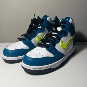 DB2179-109 Nike Dunk High Bright Spruce (7Y) Brand New